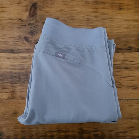 Figs Style T21004 Gray Scrub Pants Split Hem Size XS - Picture 2 of 11